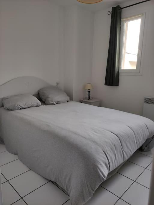 Apartamento La Provencale Saint-Saturnin-lès-Avignon Exterior foto